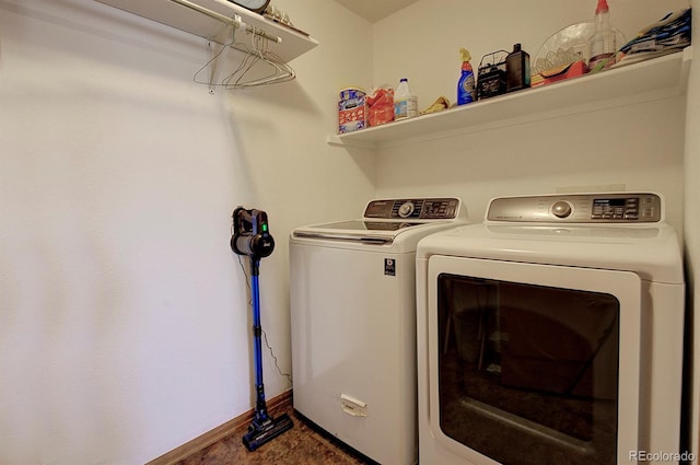 22739 E Prentice Pl, Aurora, CO 80015 - washroom with separate washer and dryer and baseboards