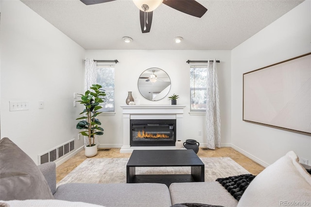 18899 E Whitaker Cir, Aurora, CO 80015 - photo 9