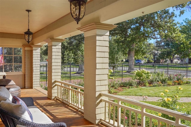 2006 N Cascade Ave, Colorado Springs, CO 80907 - balcony featuring a porch