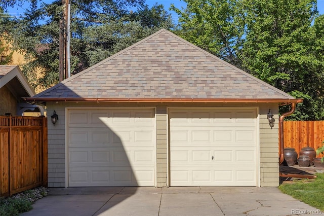 2006 N Cascade Ave, Colorado Springs, CO 80907 - detached garage with fence