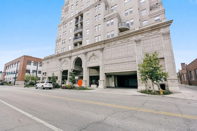 300 W 11th Ave Unit 15C, Denver, CO 80204 - view of building exterior