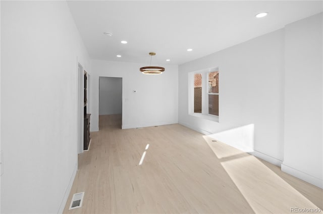 empty room featuring light hardwood / wood-style flooring