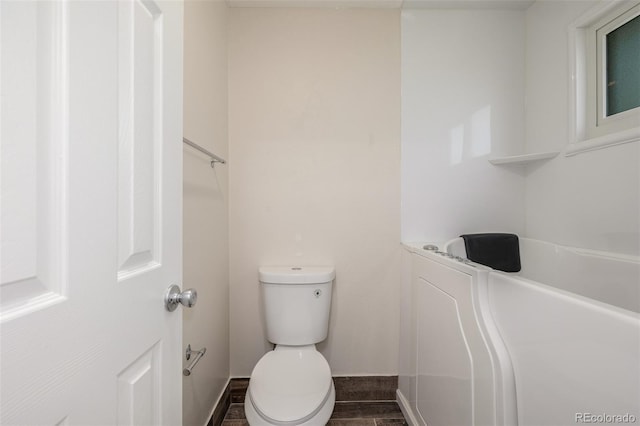 3912 S Richfield Way, Aurora, CO 80013 - bathroom featuring toilet