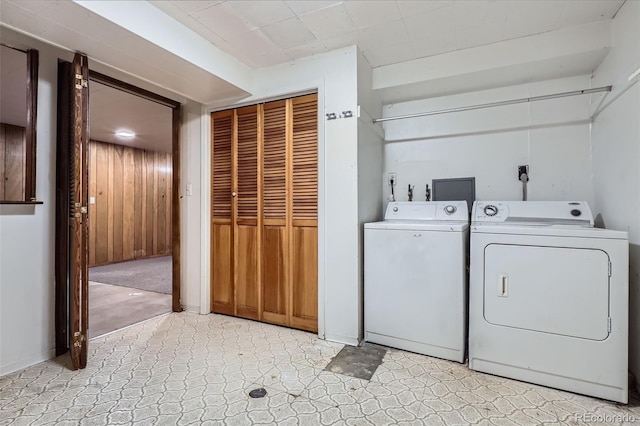 12576 W 7th Ave, Lakewood, CO 80401 - washroom with washing machine and dryer