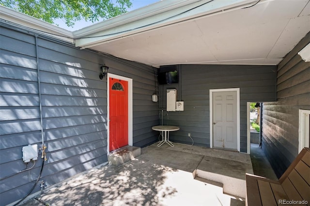 2865 Newland St, Wheat Ridge, CO 80214 - entrance to property featuring a patio area
