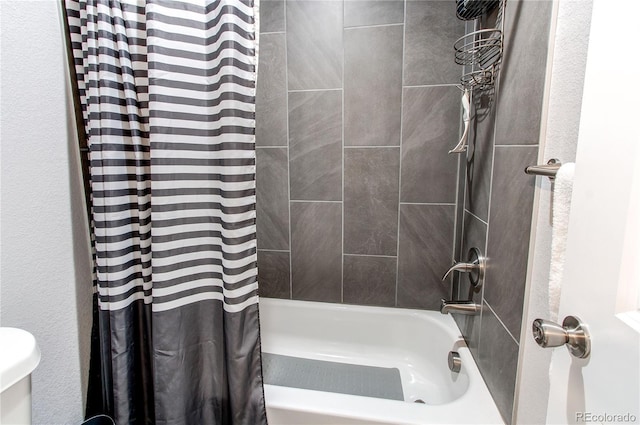 262 S 4th Ct, Deer Trail, CO 80105 - full bath with shower / bath combination with curtain