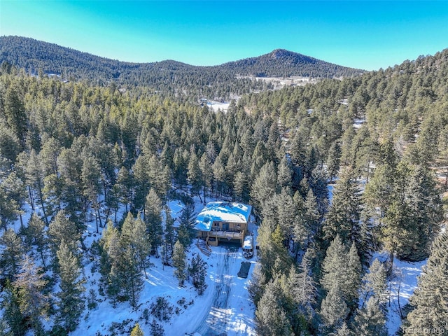 bird's eye view with a mountain view