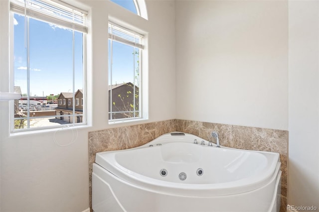 1510 York Rd Unit 100, Colorado Springs, CO 80918 - full bathroom featuring a whirlpool tub