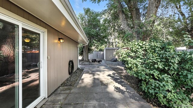 2829 Illinois Ave, Colorado Springs, CO 80907 - view of patio / terrace