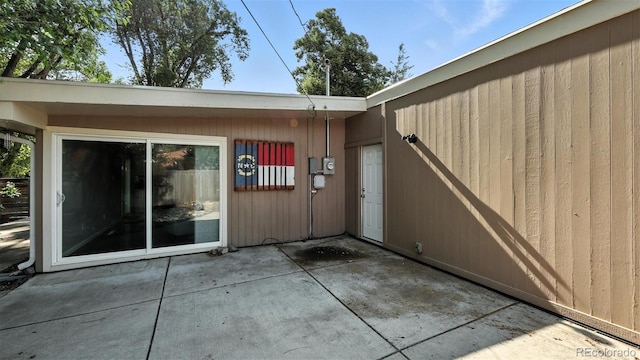 2829 Illinois Ave, Colorado Springs, CO 80907 - property entrance featuring a patio area