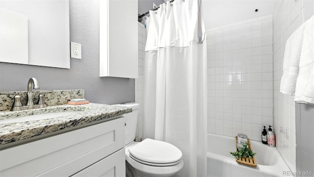 2829 Illinois Ave, Colorado Springs, CO 80907 - bathroom with vanity and shower / tub combo with curtain