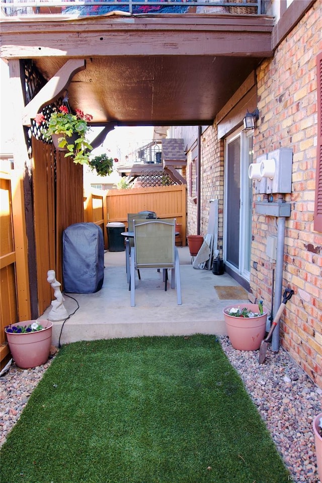 3825 S Monaco Pkwy Unit 111, Denver, CO 80237 - view of patio