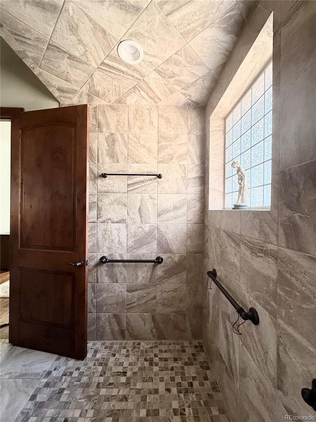 185 Wildrose Ct, Woodland Park, CO 80863 - full bath featuring a tile shower