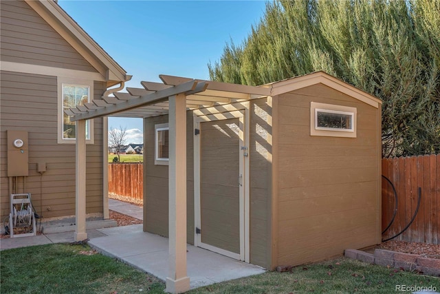 view of outbuilding