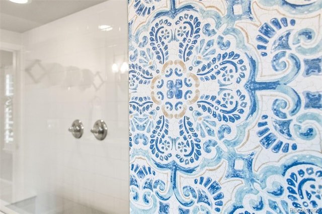 17335 W 94th Ave, Arvada, CO 80007 - full bathroom featuring a shower