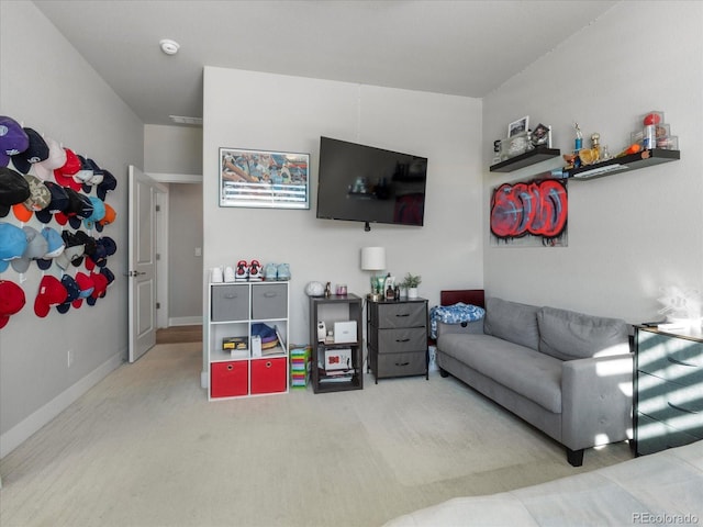 living room with carpet flooring