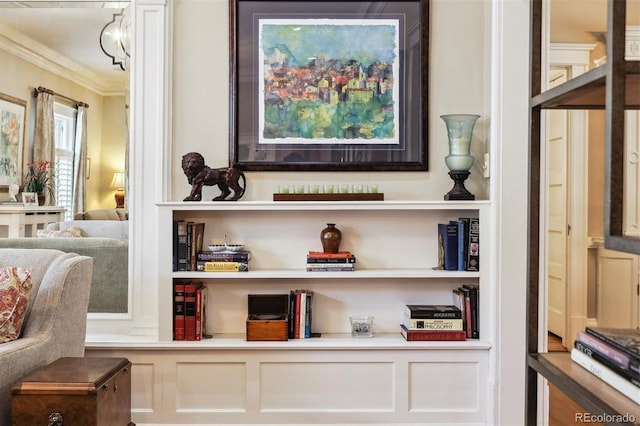 836 E 17th Ave Unit 1A, Denver, CO 80218 - detailed view of ornamental molding