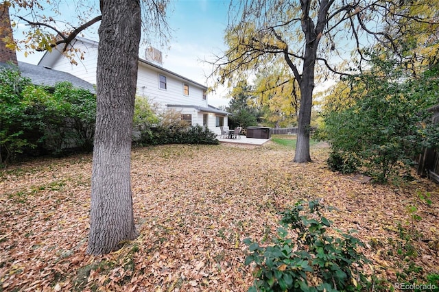 view of yard with a patio area