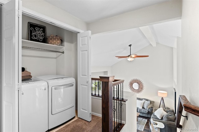 laundry room featuring independent washer and dryer, laundry area, ceiling fan, and light carpet
