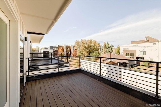 3435 W 17th Ave, Denver, CO 80204 - balcony featuring a residential view