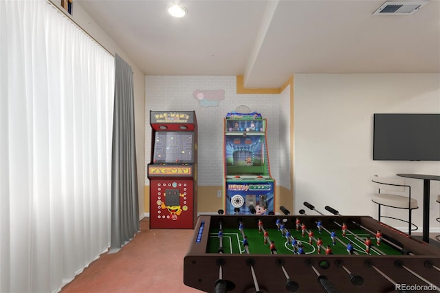 view of recreation room