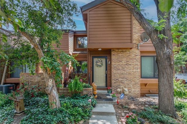 2685 S Dayton Way Unit 253, Denver, CO 80231 - view of front of home featuring brick siding