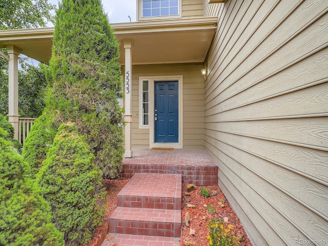 5553 Jasper St, Denver, CO 80239 - doorway to property