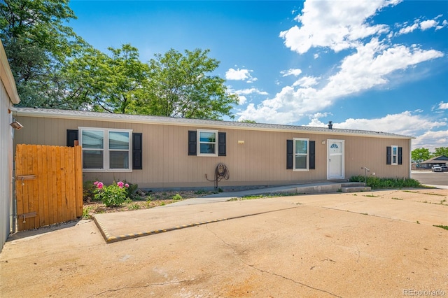 916 Glen Heather Ct, Dacono, CO 80514 - view of manufactured / mobile home