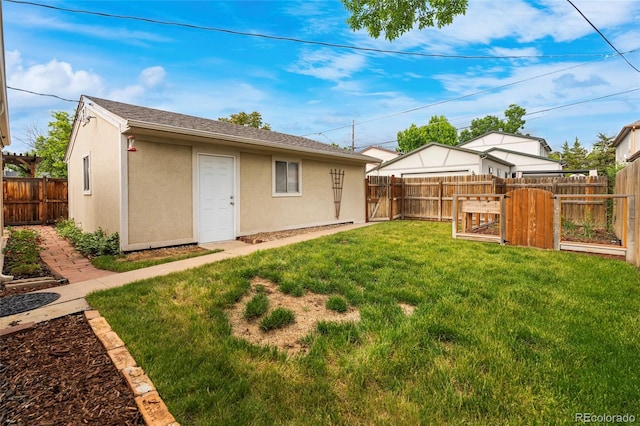 404 S Jasmine St, Denver, CO 80224 - view of yard with an outdoor structure