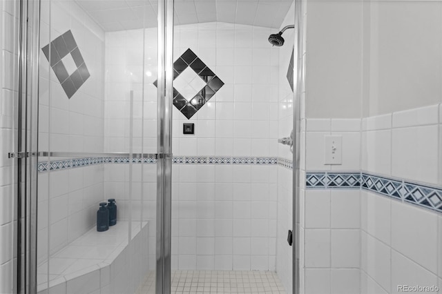 2684 Taft Ct, Lakewood, CO 80215 - full bathroom featuring a shower stall