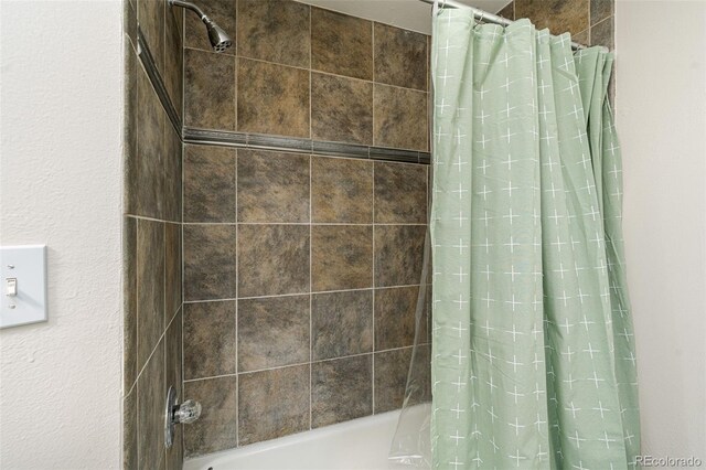 319 Camino Bosque, Boulder, CO 80302 - bathroom featuring shower / bath combo