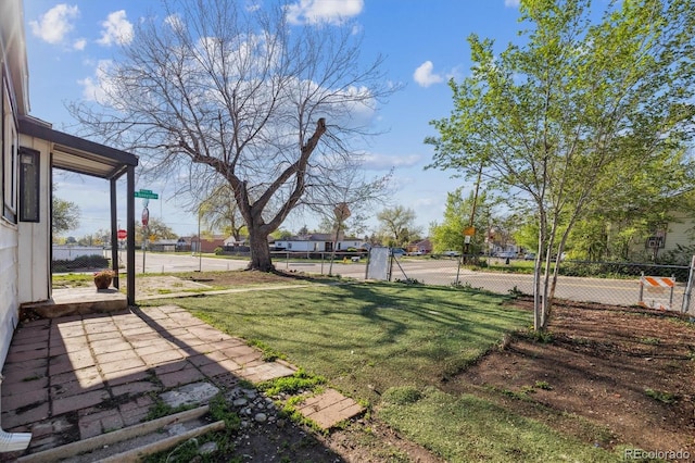 4401 W Mississippi Ave, Denver, CO 80219 - view of yard