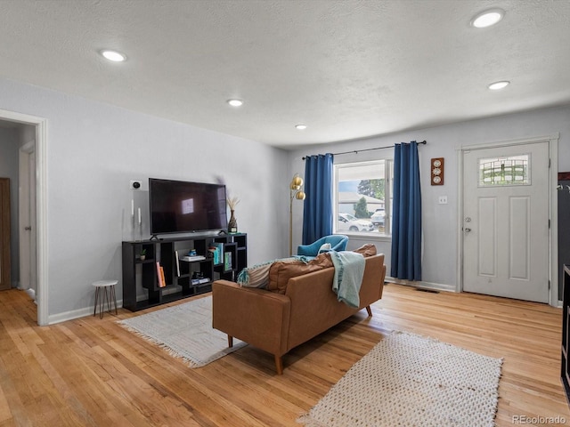 1670 Oakland St, Aurora, CO 80010 - photo 4