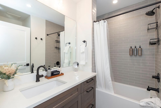 361 Gcr 840 Unit 3, Fraser, CO 80442 - bathroom with vanity, shower / tub combo, and recessed lighting