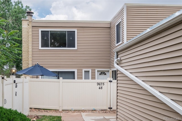 9675 E Kansas Cir Unit 48, Denver, CO 80247 - property entrance