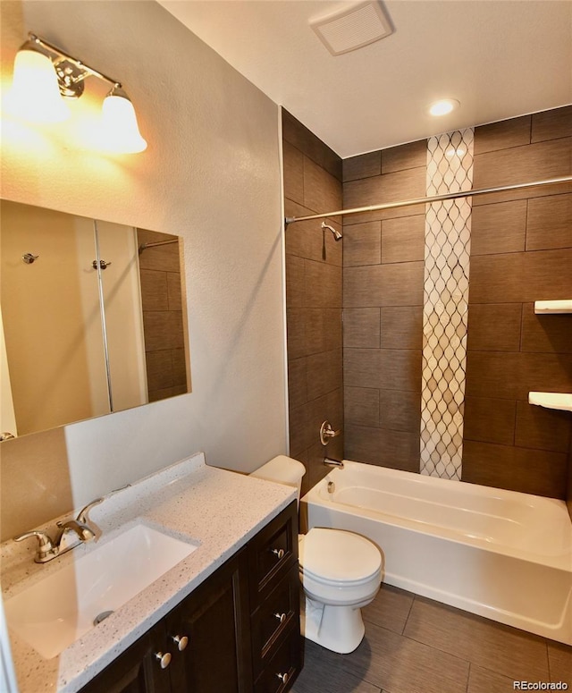 7949 S Elk Way, Aurora, CO 80016 - bathroom with vanity and  shower combination