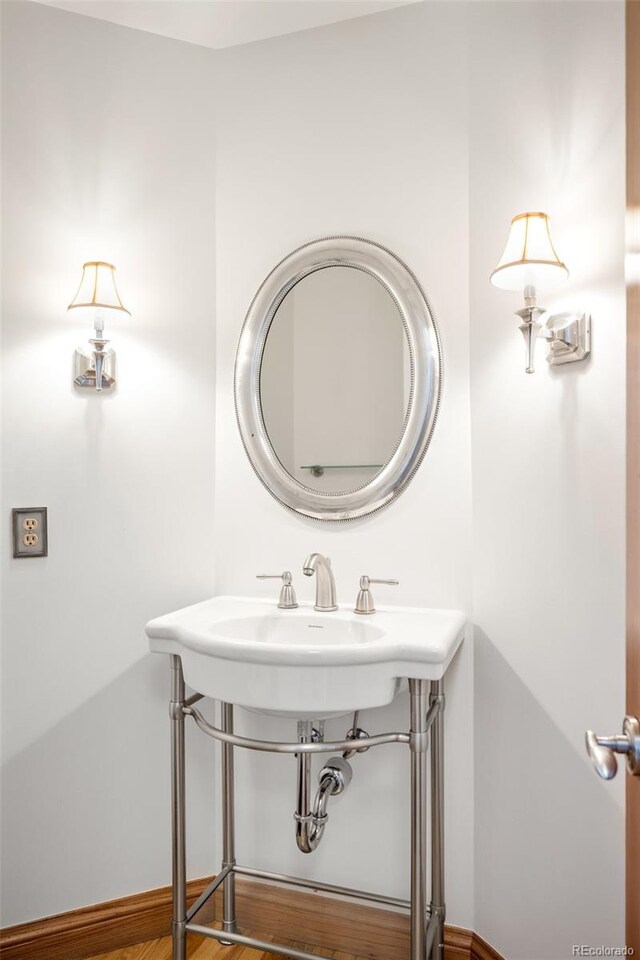 1437 Cassin Ct, Boulder, CO 80303 - bathroom with baseboards
