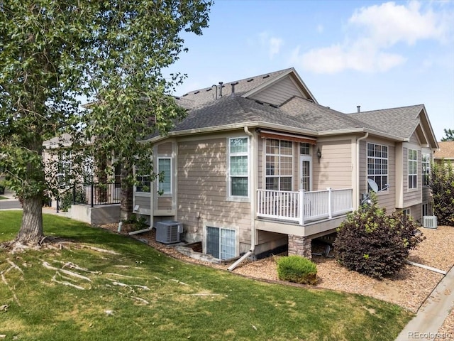 3862 E 127th Ln, Thornton, CO 80241 - view of side of property with roof with shingles and a yard