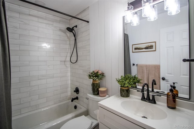 50 S Dickson St, Keenesburg, CO 80643 - bathroom featuring shower / bathtub combination, toilet, and vanity