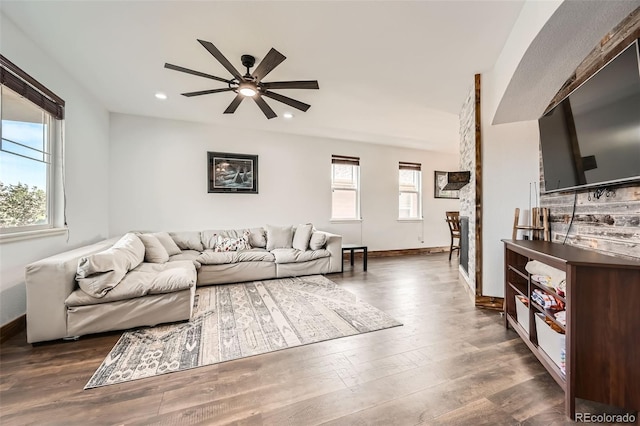 350 N Langdale Ct, Aurora, CO 80018 - living area featuring a ceiling fan, dark wood finished floors, recessed lighting, and baseboards