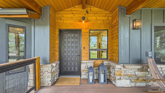 2231 Meadow Green Cir, Franktown, CO 80116 - entrance to property featuring stone siding