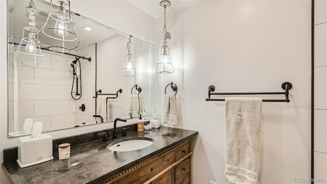 2231 Meadow Green Cir, Franktown, CO 80116 - full bath with a shower and vanity