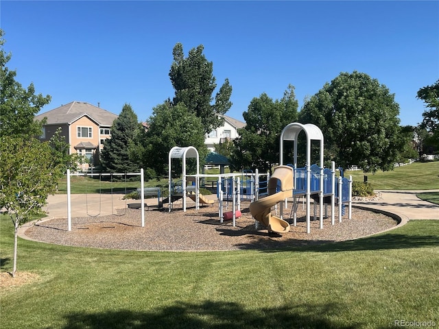 10529 Dacre Pl, Lone Tree, CO 80124 - community play area with a lawn