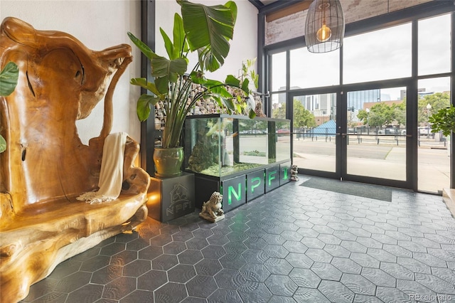 1203 24th St, Denver, CO 80205 - view of lobby