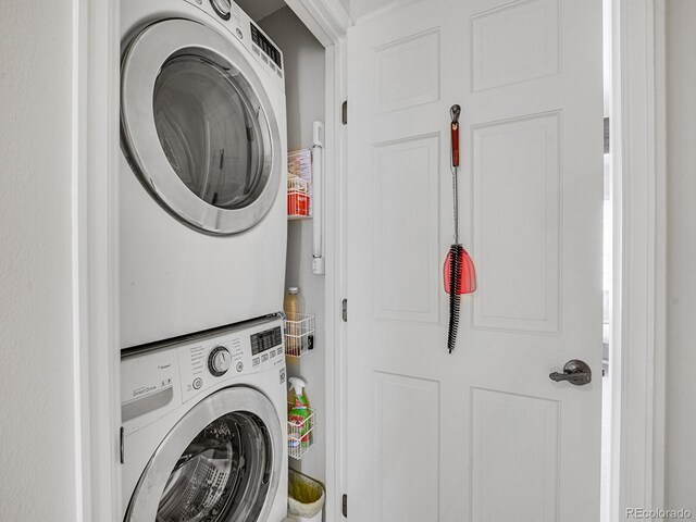1011 N Pennsylvania St Unit H, Denver, CO 80203 - washroom with stacked washer / drying machine