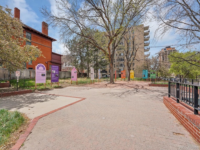 1011 N Pennsylvania St Unit H, Denver, CO 80203 - view of home's community