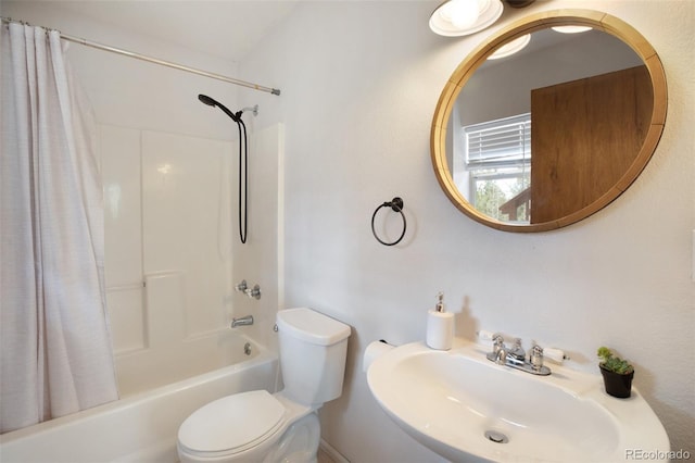 121 Aspen Dr, Woodland Park, CO 80863 - bathroom with a sink, toilet, and shower / bath combination with curtain