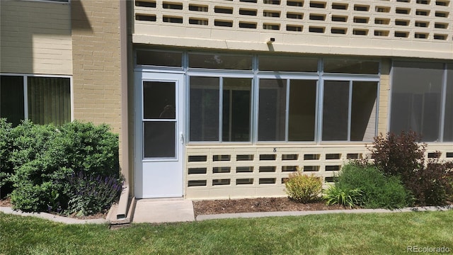 655 S Alton Way Unit 6A, Denver, CO 80247 - entrance to property with brick siding