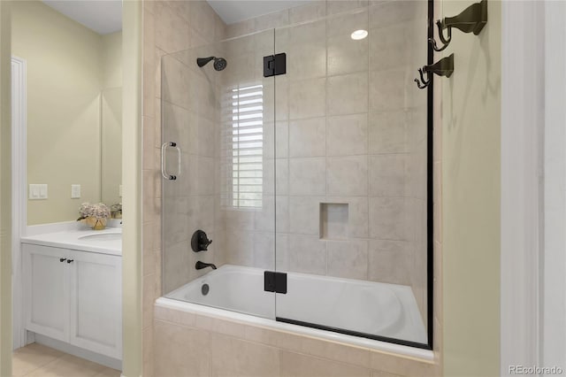917 Dakota Dr, Castle Rock, CO 80108 - full bath featuring tiled shower / bath combo and vanity