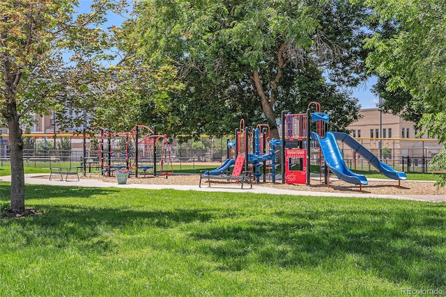 1021 E 23rd Ave, Denver, CO 80205 - view of community play area